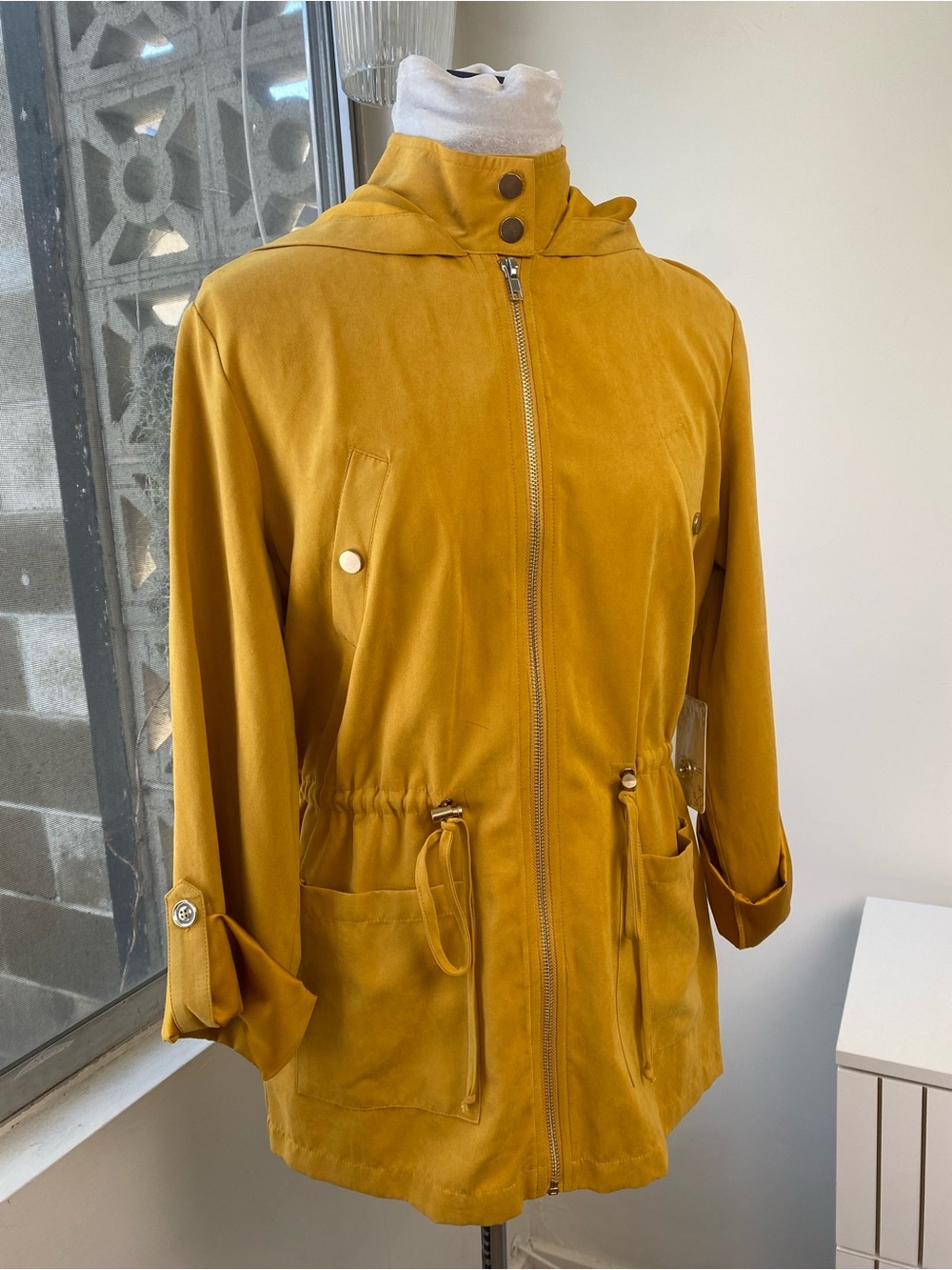 Sweet Wanderer NWT Hooded Utility Anorak Jacket in Mustard, Size L - Picture 10 of 12